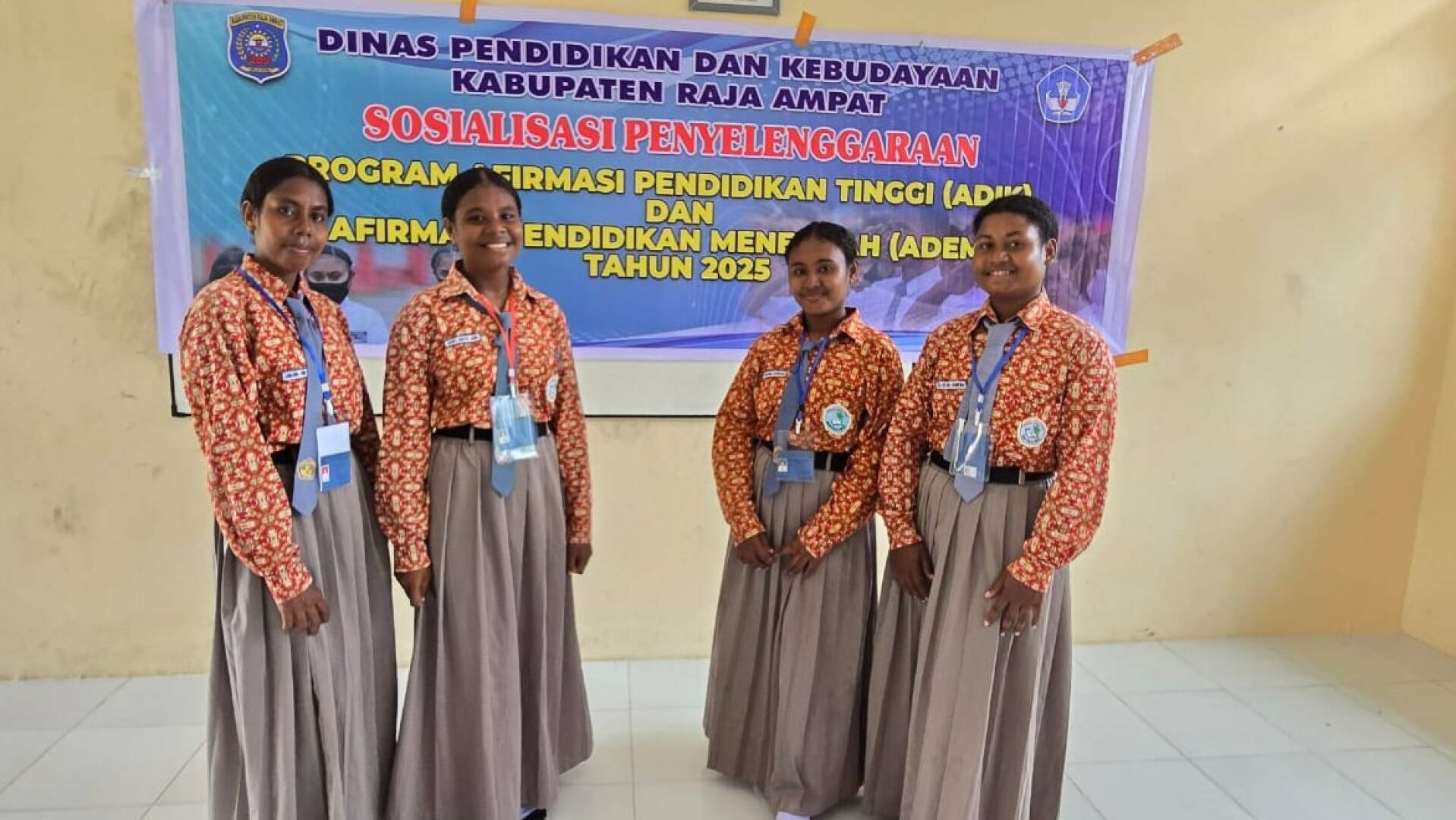 SELESAI SOSIALISASI ADIK